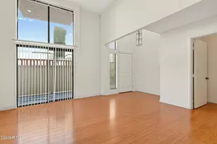 5307 Wilkinson Ave, Valley Village, CA 91607 - Photo 5
