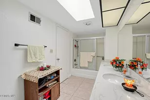5307 Wilkinson Ave, Valley Village, CA 91607 - Photo 21