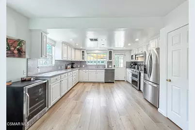 2035 N Evergreen Street, Burbank, CA 91505 - Photo 13