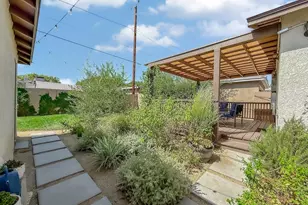 2035 N Evergreen St, Burbank, CA 91505 - Photo 35