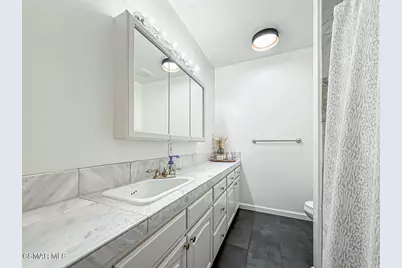 2035 N Evergreen Street, Burbank, CA 91505 - Photo 21