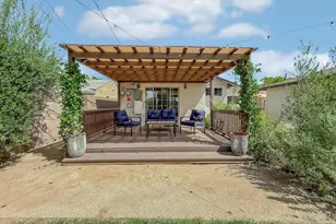 2035 N Evergreen St, Burbank, CA 91505 - Photo 31
