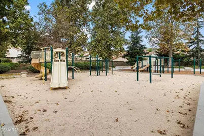 1909 Bentley Place, Simi Valley, CA 93065 - Photo 33