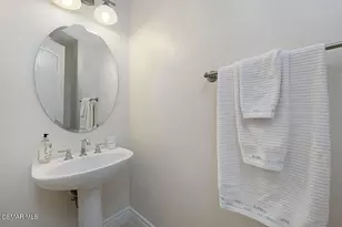 1575 Silver Shadow Dr, Newbury Park, CA 91320 - Photo 33