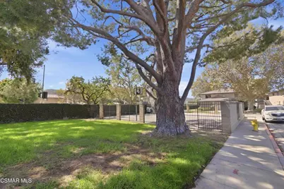 2069 N Avenida Refugio #2, Simi Valley, CA 93063 - Photo 39