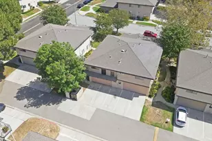 2069 N Avenida Refugio, Simi Valley, CA 93063 - Photo 47