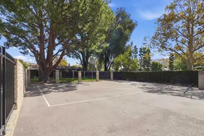 2069 N Avenida Refugio #2, Simi Valley, CA 93063 - Photo 27