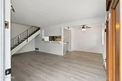 2069 N Avenida Refugio #2, Simi Valley, CA 93063 - Photo 3