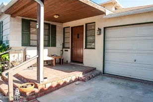 17912 Tiara St, Encino, CA 91316 - Photo 3