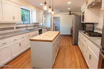 17912 Tiara Street, Encino, CA 91316 - Photo 9