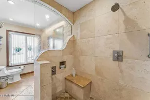 2526 Glenhurst Ct, Simi Valley, CA 93063 - Photo 21