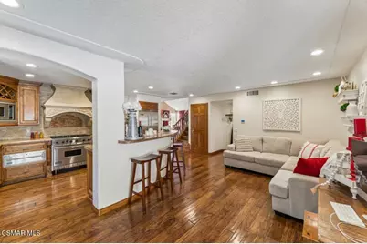 2526 Glenhurst Court, Simi Valley, CA 93063 - Photo 9