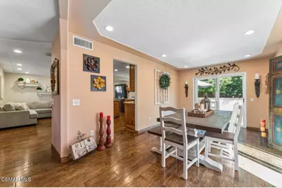 2526 Glenhurst Court, Simi Valley, CA 93063 - Photo 7