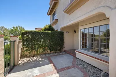 460 Country Club Drive #C, Simi Valley, CA 93065 - Photo 3