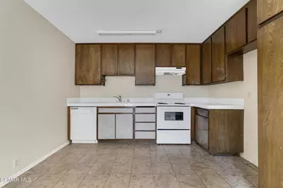 2239 Sonoma Court, Thousand Oaks, CA 91362 - Photo 7