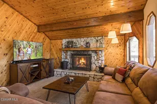 819 Cameron Dr, Big Bear Lake, CA 92315 - Photo 3