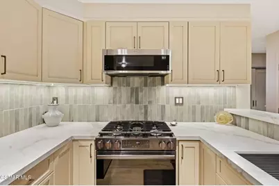 571 Artisan Road, Thousand Oaks, CA 91320 - Photo 11