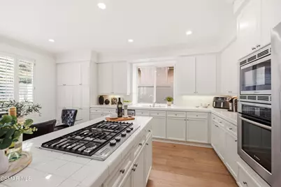 3161 White Cedar Place, Thousand Oaks, CA 91362 - Photo 11