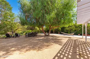 5512 Colodny Dr, Agoura Hills, CA 91301 - Photo 21