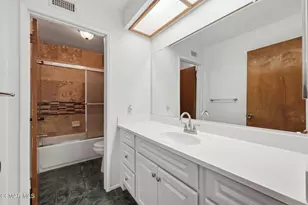4915 Vejar Dr, Agoura Hills, CA 91301 - Photo 37