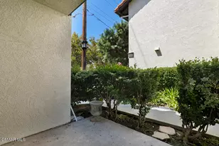5534 Las Virgenes Rd, Calabasas, CA 91302 - Photo 15