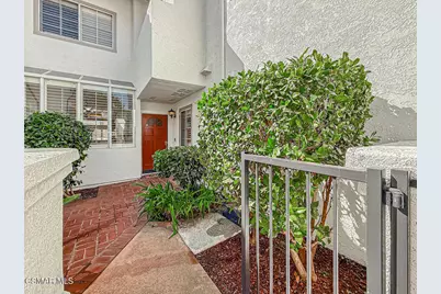 630 Baywood Lane #D, Simi Valley, CA 93065 - Photo 5