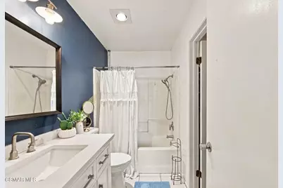 2913 Antonio Drive #104, Camarillo, CA 93010 - Photo 17