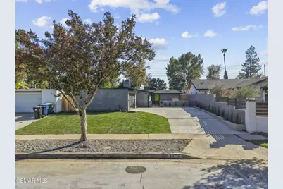 20710 Haynes Street, Winnetka, CA 91306 - Photo 47