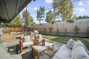 20710 Haynes St, Winnetka, CA 91306 - Photo 49
