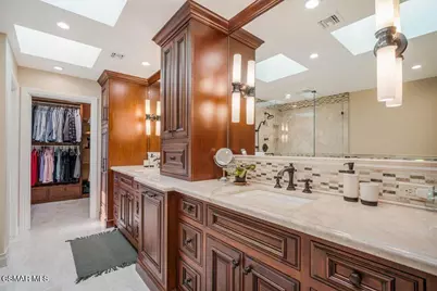 700 Oak Shadow View Place, Newbury Park, CA 91320 - Photo 23