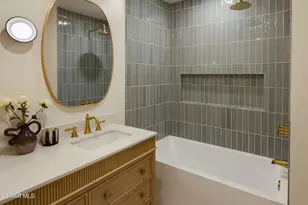6592 Oak Springs Dr, Oak Park, CA 91377 - Photo 31