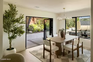 6592 Oak Springs Dr, Oak Park, CA 91377 - Photo 17