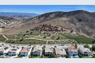 137 White Bark Lane, Simi Valley, CA 93065 - Photo 49