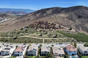 137 White Bark Ln, Simi Valley, CA 93065 - Photo 49