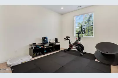 137 White Bark Lane, Simi Valley, CA 93065 - Photo 33