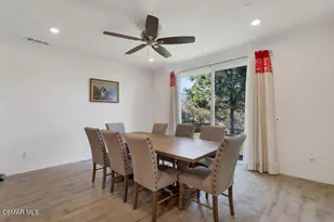 137 White Bark Ln, Simi Valley, CA 93065 - Photo 17