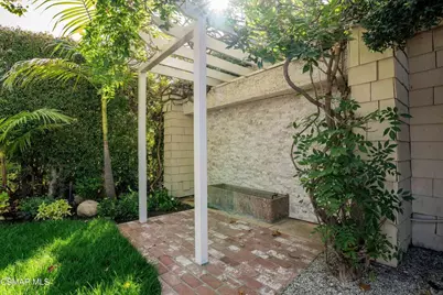 1719 Walker Cup Circle, Westlake Village, CA 91362 - Photo 35