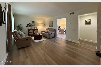 20112 Runnymede Street #3, Winnetka, CA 91306 - Photo 3