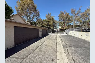 20112 Runnymede Street #3, Winnetka, CA 91306 - Photo 35