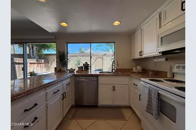 20112 Runnymede Street #3, Winnetka, CA 91306 - Photo 11