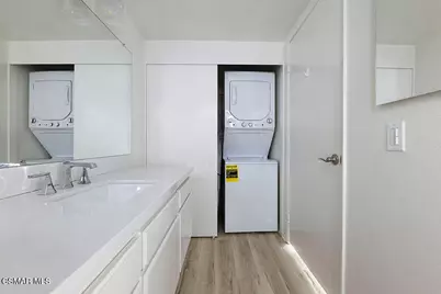 751 Birchpark Circle #204, Thousand Oaks, CA 91360 - Photo 13