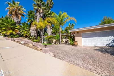 24701 Calvert Street, Woodland Hills, CA 91367 - Photo 3