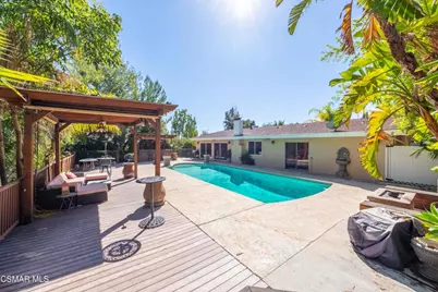 24701 Calvert Street, Woodland Hills, CA 91367 - Photo 35