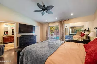 24701 Calvert St, Woodland Hills, CA 91367 - Photo 21