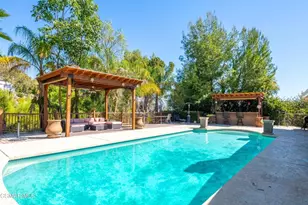 24701 Calvert St, Woodland Hills, CA 91367 - Photo 37