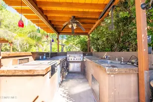 24701 Calvert St, Woodland Hills, CA 91367 - Photo 45