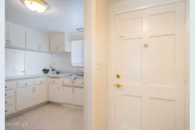 124 Bluefield Avenue, Thousand Oaks, CA 91320 - Photo 7