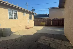 621 E St, Oxnard, CA 93030 - Photo 15