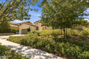 585 Comet Ave, Simi Valley, CA 93065 - Photo 57