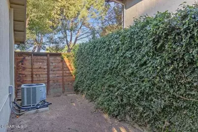 807 Talbert Avenue, Simi Valley, CA 93065 - Photo 37